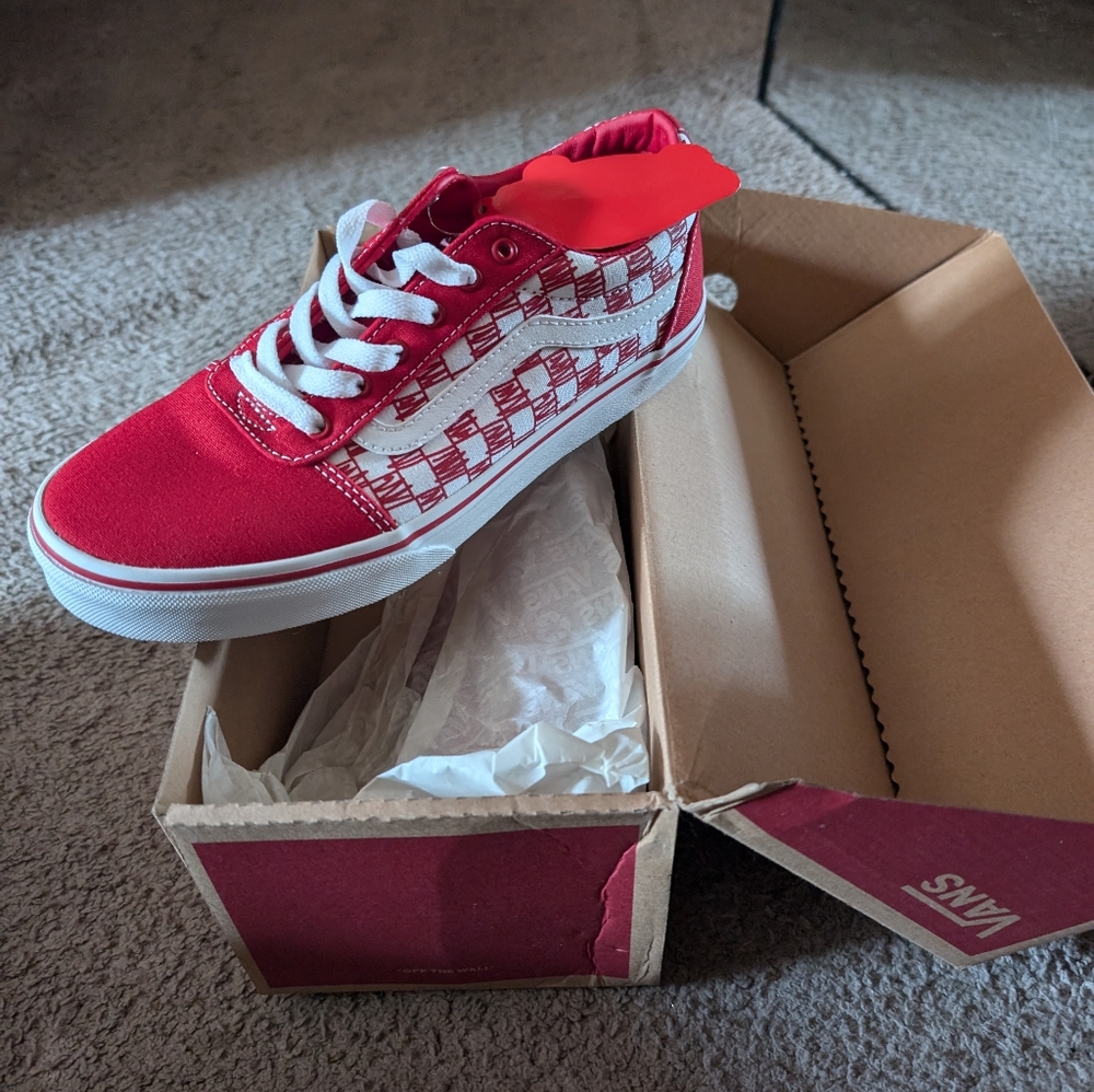 Vans (sketched check board)